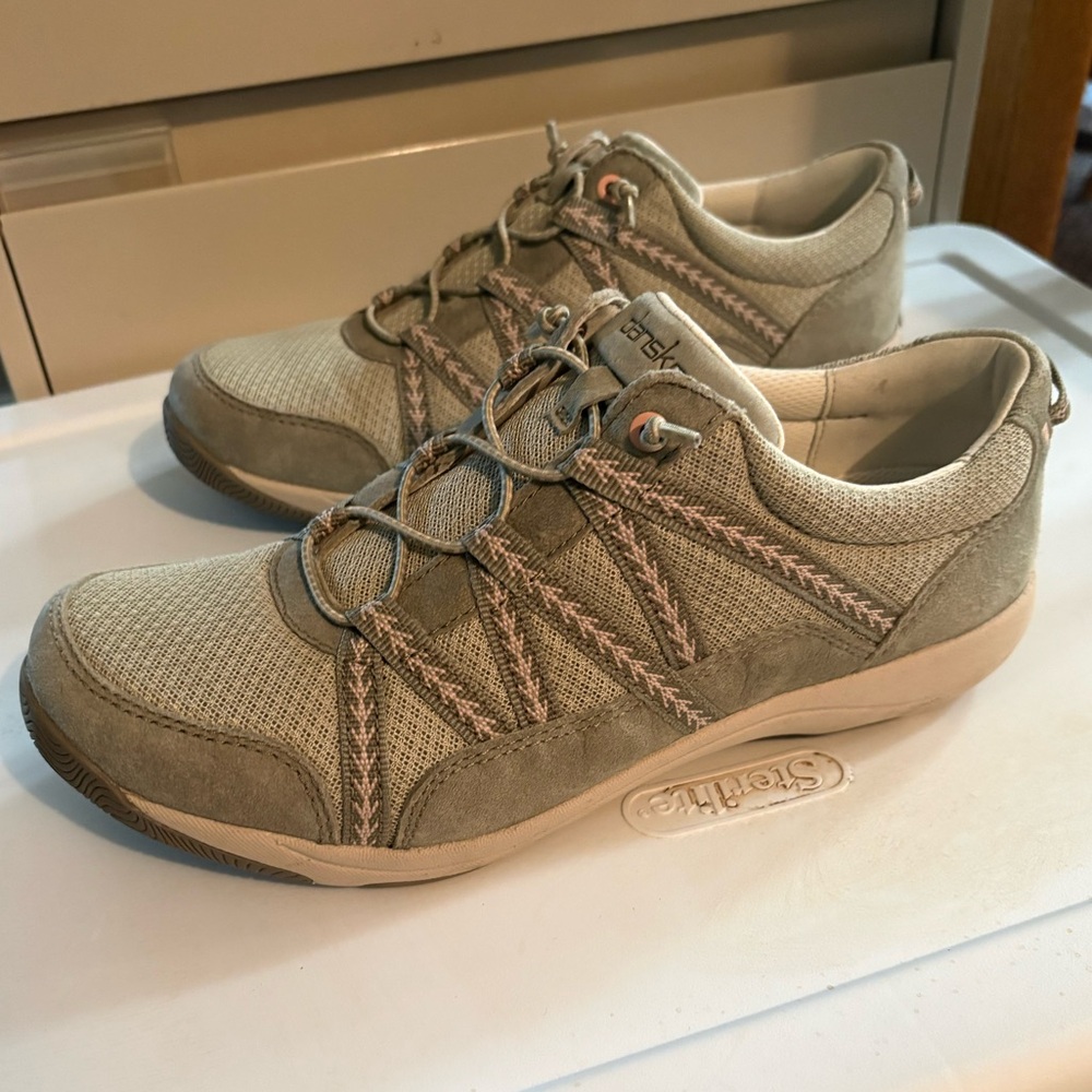 Dansko Shoes